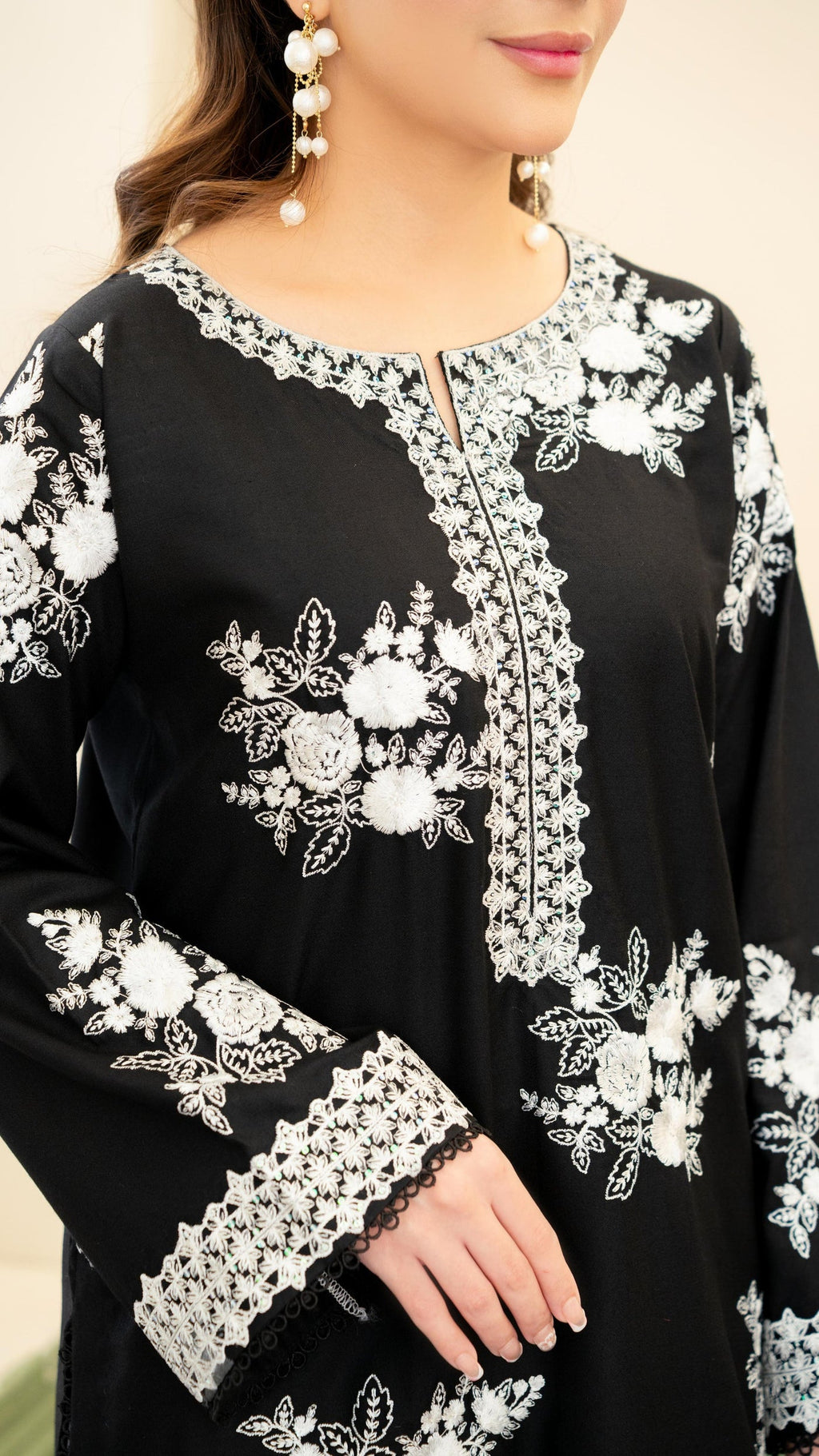 ZARA SHAHJAHAN LAWN EMBROIDERED 3PC