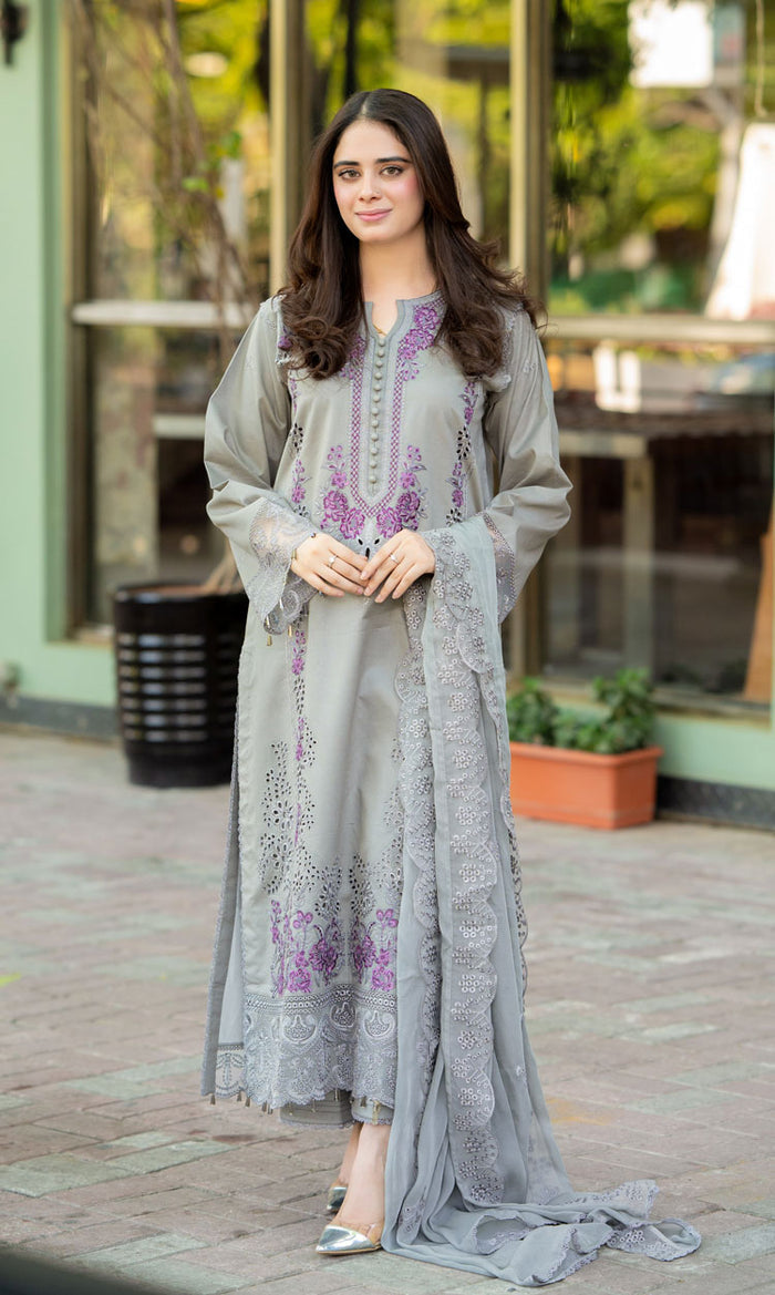LIBAAS LAWN HEAVY EMBROIDERED 3PC
