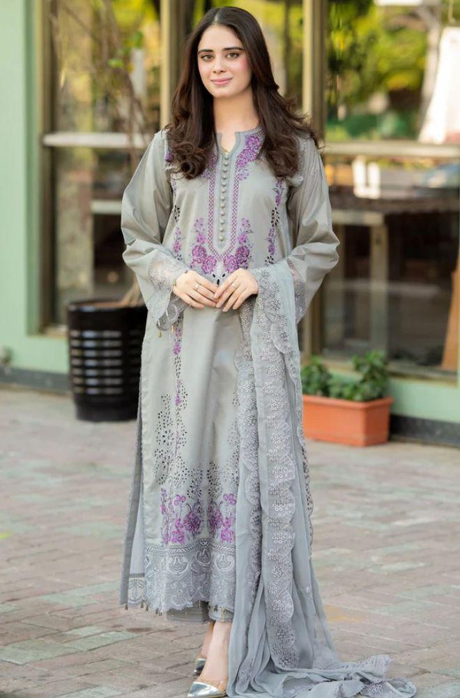 MUSHAQ UNSTITCH LAWN EMBROIDERED 3PC (E243)